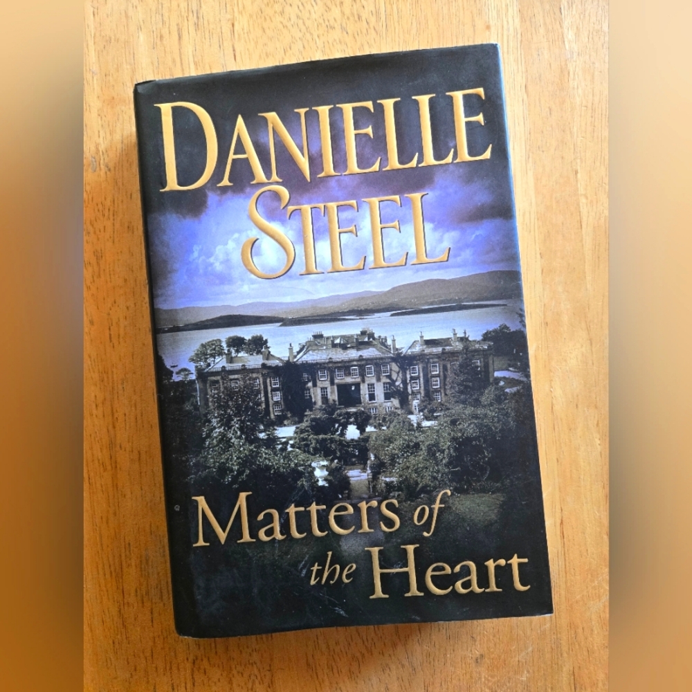 📚💖 MUST-READ Romance Drama! MATTERS OF THE HEART by Danielle Steel – Hardcover